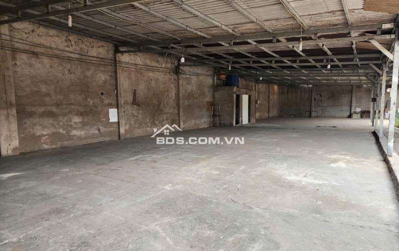 CHO THUÊ XƯỞNG TẠI ĐƯỜNG KÊNH TIÊU BÀ ĐIỂM 1. DT 1000M2 CHỈ 40TR/TH. LH:0903902443.