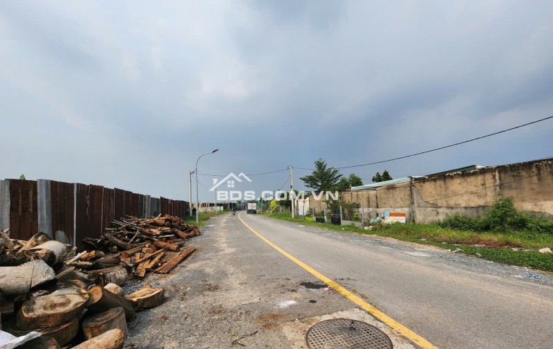 CHO THUÊ XƯỞNG TẠI ĐƯỜNG KÊNH TIÊU BÀ ĐIỂM 1. DT 1000M2 CHỈ 40TR/TH. LH:0903902443.