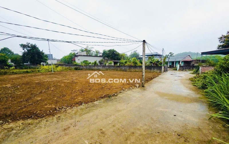 CHỈ HƠN 300TR SỞ HỮU ĐẤT FULL THỔ CƯ - GẦN KCN, KĐT NGHỈ DƯỠNG UTOPIA TẠI LẠC THỦY, HÒA BÌNH