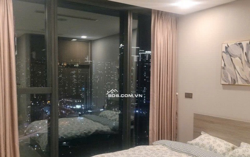 CHO THUÊ CHCC VINHOMES GOLDEN RIVER (TẦNG 20) 72M 2PN, 26TR/TH. LH:0938597537