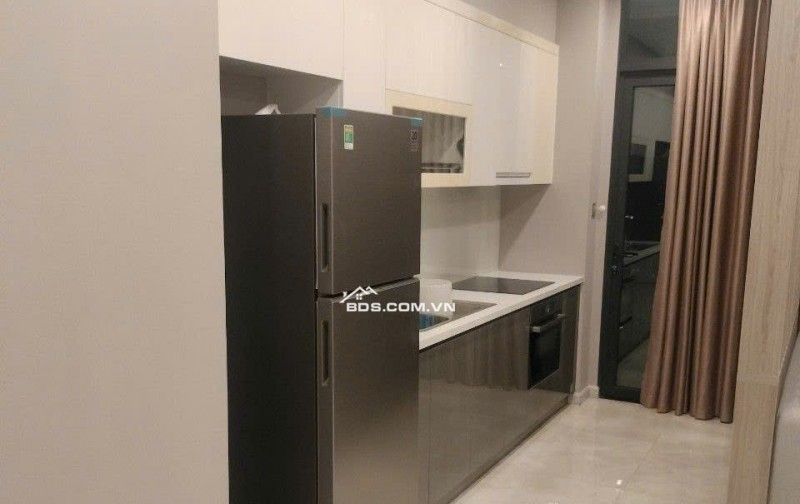 CHO THUÊ CHCC VINHOMES GOLDEN RIVER (TẦNG 20) 72M 2PN, 26TR/TH. LH:0938597537