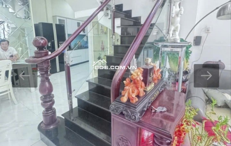 CHỦ GẤP BÁN CĂN NHÀ HỒNG BÀNG QUẬN 11, HẺM Ô TÔ, NHÀ 4 TẦNG. LH:0965177760,