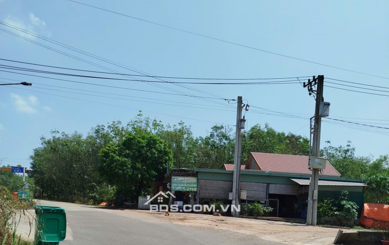 Chủ định cư nước ngoài cần bán lô đất TC 489m2 ngay mặt tiền đường 32m