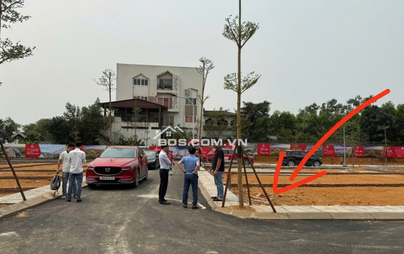 CHÍNH CHỦ CẮT LỖ BÁN NHANH LÔ ĐẤT 100M2, MT 5M, ĐẤT Ở HÒA LẠC, GIÁP MẶT ĐƯỜNG QL21A.