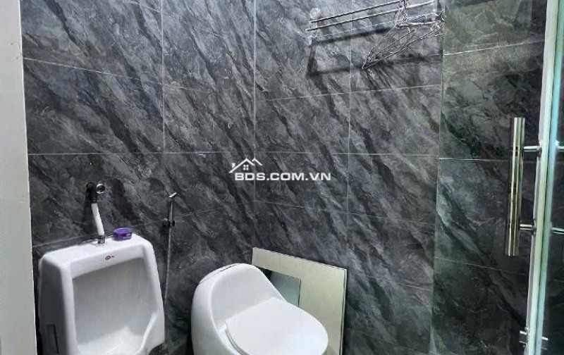 NHÀ LẠC LONG QUÂN - 4 TẦNG - 3 TỶ HƠN - 4 PN, 4WC - ĐẦM SEN 200M - Q11