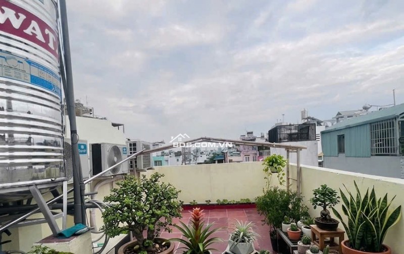 NHÀ LẠC LONG QUÂN - 4 TẦNG - 3 TỶ HƠN - 4 PN, 4WC - ĐẦM SEN 200M - Q11