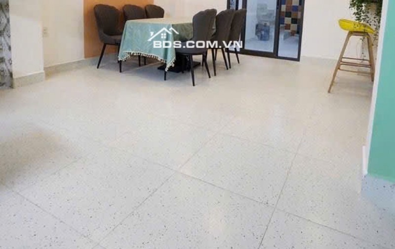 NHÀ CÓ LỘC 61,6M2 – Ở YÊN ỔN, KINH DOANH TỐT, GIÁ 6,16 TỶ