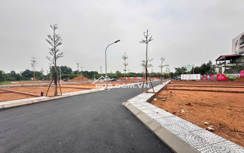 Với 1.4 tỷ sở hữu 100m đất Hoà Lạc full thổ cư