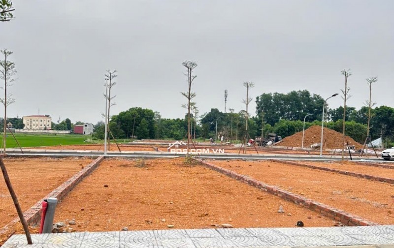 Với 1.4 tỷ sở hữu 100m đất Hoà Lạc full thổ cư