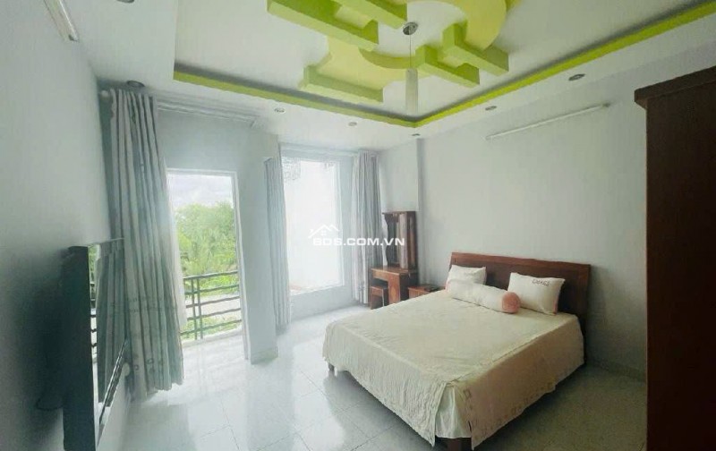 Quá Rẻ Chỉ 7 TỶ 050 HẺM XE Hơi Quận 7