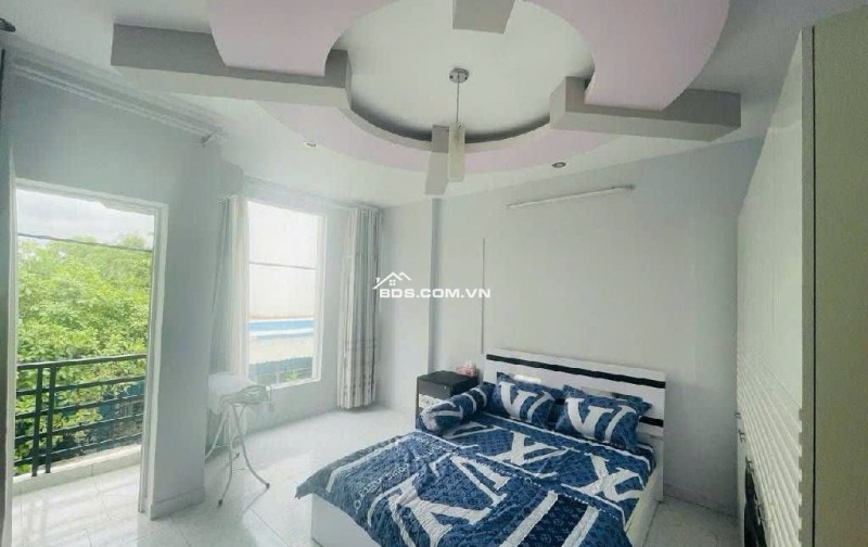 Quá Rẻ Chỉ 7 TỶ 050 HẺM XE Hơi Quận 7