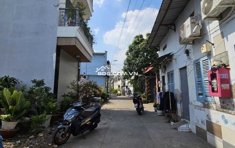 ĐẤT ĐẸP HXH NGUYỄN VĂN QUÁ – 74M2 – XÂY 5 TẦNG – CHỈ 4.99 TỶ