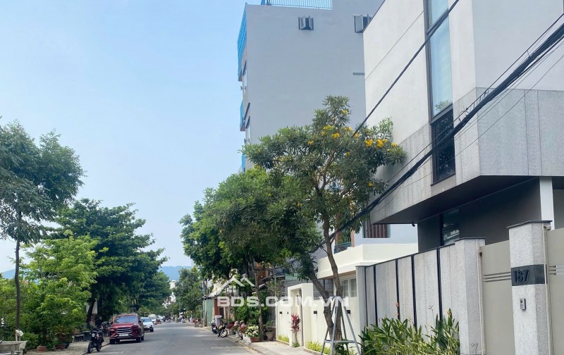 Lô góc 3 MT sát biển Sơn Trà – diện tích khủng 299m² chỉ nhỉnh 35 tỷ