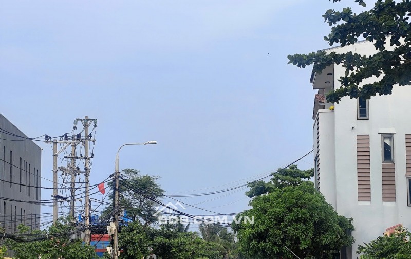 Bán đất MT Phan Bá Phiến cách biển 100m