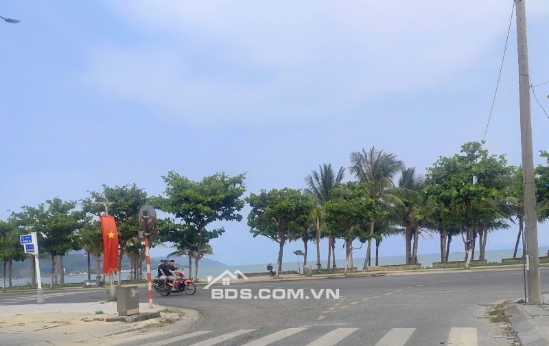 Bán đất MT Phan Bá Phiến cách biển 100m