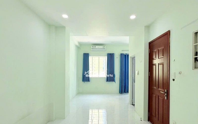 Bán nhà hẻm Lê Quang Định, P14, Bình Thạnh. 45m², 3 tầng, 6PN, 6WC. Sổ đỏ. 7.9 tỷ. LH: 0903821326