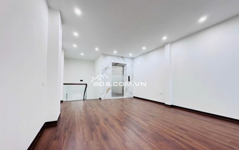  BÁN NHÀ TRUNG TÂM THẠCH BÀN – 55m², 7 TẦNG, THANG MÁY, Ô TÔ ĐỖ CỬA 