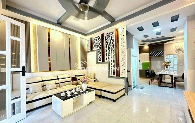 NHÀ ĐẸP - HXH DƯƠNG CÁT LỢI - GIÁP QUẬN 7 – 4PN – 6.2 TỶ