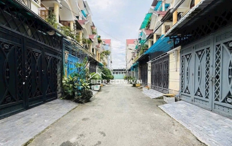 BÁN NHÀ KHU DÂN CƯ VẠN XUÂN – TX24, QUẬN 12. DT 4X13 SHR CHỈ 5.49 TỶ. LH:0975547200.