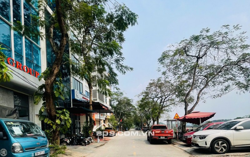 Bán nhà Phân Lô, Lô góc 3 mặt tiền, Ô tô tránh- Mặt phố Hưng Thịnh, Hoàng Mai 70m2, 4T, MT 7.5m2, Giá 23 tỷ