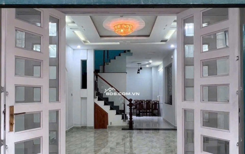 BÁN NHÀ KDBB ĐƯỜNG 8M XE QUA LẠI CHỈ 5.99 TỶ