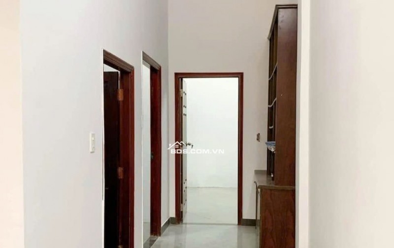  NGỘP BANK BÁN GẤP – NHÀ SHR HÓC MÔN CHỈ 810 TRIỆU 