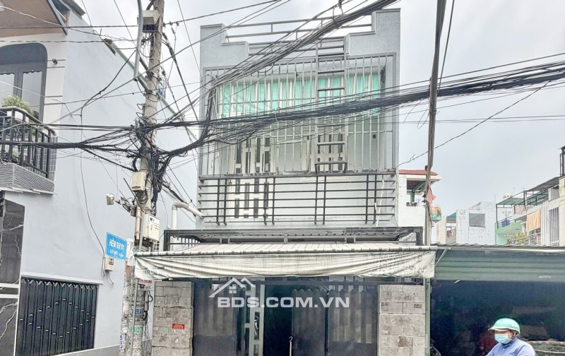 Bán nhà 2 tầng hẻm xe hơi 95/103 Lê Văn Lương Quận 7