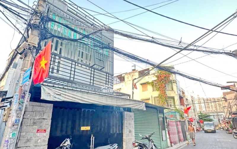 Bán nhà 2 tầng hẻm xe hơi 95/103 Lê Văn Lương Quận 7