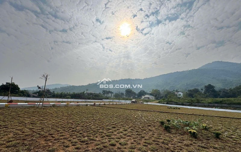  LÔ GÓC 590m² – 2 MẶT TIỀN – CƯ YÊN, LƯƠNG SƠN