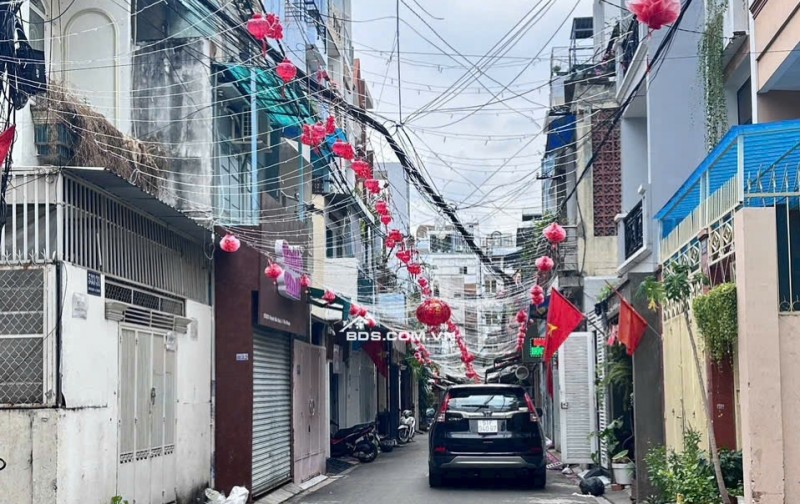 BÁN NHÀ HXH GÓC 2 MT 533/31 HUỲNH VĂN BÁNH PHÚ NHUẬN DT 68M2. LH:0937133343.