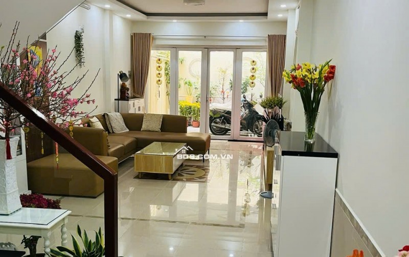 BÁN NHÀ 617/** NGUYỄN KIỆM, PHƯỜNG 9, QUẬN PHÚ NHUẬN. 75.1M2 CHỈ 13.8 TỶ. LH:0937133343