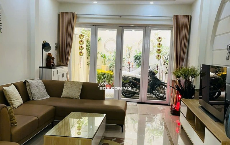 BÁN NHÀ 617/** NGUYỄN KIỆM, PHƯỜNG 9, QUẬN PHÚ NHUẬN. 75.1M2 CHỈ 13.8 TỶ. LH:0937133343