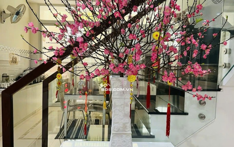 BÁN NHÀ 617/** NGUYỄN KIỆM, PHƯỜNG 9, QUẬN PHÚ NHUẬN. 75.1M2 CHỈ 13.8 TỶ. LH:0937133343