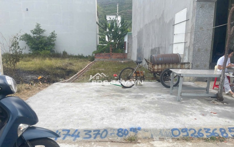 Chính chủ bán đất nền mặt tiền đường 16m ngay khu cây xăng 28 - Hồ Phú Hòa, Quy Nhơn