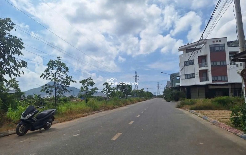 Chính chủ bán đất nền mặt tiền đường 16m ngay khu cây xăng 28 - Hồ Phú Hòa, Quy Nhơn