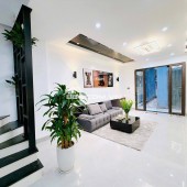 Bán Nhà Thịnh Quang, Đống Đa 36m, 4 tầng, mt 3.8m, giá 9.5 tỷ