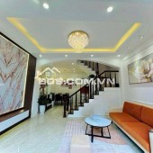 Bán Nhà Trương Định, Hoàng Mai 35m, 4 tầng, mt 4.6m, giá 8.8 tỷ.