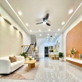 Siêu phẩm sát mặt tiền Bùi Đình Túy, Bình Thạnh, 45 m2, giá chỉ 6,9x tỷ