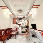 NHÀ 3 TẦNG ĐÚC BTCT Ô TÔ ĐỖ CỬA THÔNG KHẮP NGÃ