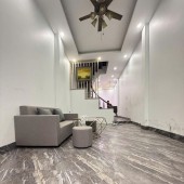 BÁN NHÀ THẠCH BÀN LONG BIÊN 40M2 5 TẦNG GẦN PHỐ GIÁ NHỈNH 8 TỶ