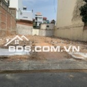 đất Trống 12,2x18m đường số Phường Tân Quy Q7. giá 40 tỷ