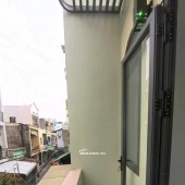 BÁN GẤP NHÀ  BẾN BÌNH ĐÔNG KHU VIP  TRÊN BẾN DƯỚI THUYỀN