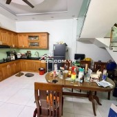 + BÁN NHÀ LÊ VĂN KHƯƠNG QUẬN 12
+ Dt : 4.4m x 15m 63m2
+ Kc : 3 tầng 3pn
+ Giá : 7 Tỷ