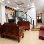 GIẢM SỐC HƠN 5 TỶ–CHỦ NGỘP THỞ CẦN BÁN GẤP–90 m2 GIÁ 15.X TỶ-NGỌC LÂM LONG BIÊN