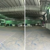 Cho thuê mặt bằng kho 1100m2 Hà Huy Giáp, gần ngã tư Ga giáp Gò Vấp