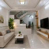 HXH 8M KHU DÂN TRÍ -4 TẦNG BTCT- HOÀN CÔNG ĐỦ- 100M RA QL1A -SANG GÒ VẤP 5 PHÚT- CHỦ MỚI SƠN SỬA TÚT TÁT LẠI MỚI COONG- NAY CHỦ BAY VỀ MỸ NÊN BÁN LẠI