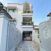 Ngộp bak - 6 Tỷ 6 - 115m² , 3 tầng thu từ 35tr/th- Hẻm Xe Hơi đường Phạm Văn Đồng