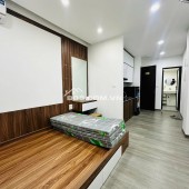 GIÁ RẺ BẤT NGỜ-CHỈ 1 CĂN DUY NHẤT TẠI PHỐ NGUYỄN NGỌC VŨ-TRUNG TÂM CỦA TRUNG TÂM - 35 PHÒNG KHÉP KÍN - KHAI THÁC ĐỈNH NÓC KỊCH TRẦN 2.2 TỶ/NĂM-Ô TÔ ĐỖ CỬA KHÔNG KỂ NGÀY ĐÊM-