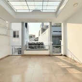 [PHƯỜNG BÀN CỜ – CƯ XÁ ĐÔ THÀNH] NHÀ 5M NGANG – 4 TẦNG – HXH – 9.2 TỶ