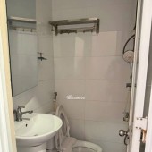 Giá 8tr5/tháng, C/c Miếu nổi, Vũ Huy Tấn, BT, 57m2, 1PN, 1WC, Nhà mới.